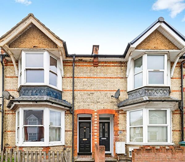 3 Bedroom Terraced House For Sale In Leavesden Road, Watford, WD24