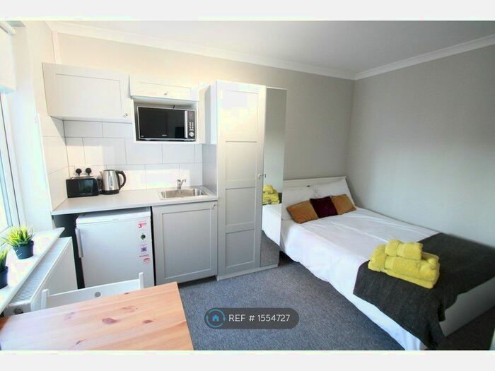 Studio To Rent In Pinner Road, Harrow, HA1