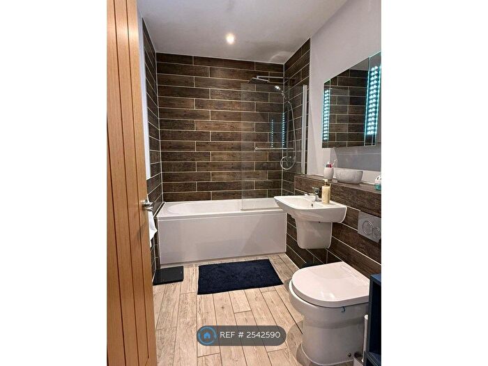 1 Bedroom Flat To Rent In Saxon Gate, Southampton, SO14