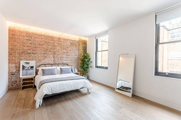 1 Bedroom Flat To Rent In Great Titchfield Street, Fitzrovia, London, W1W