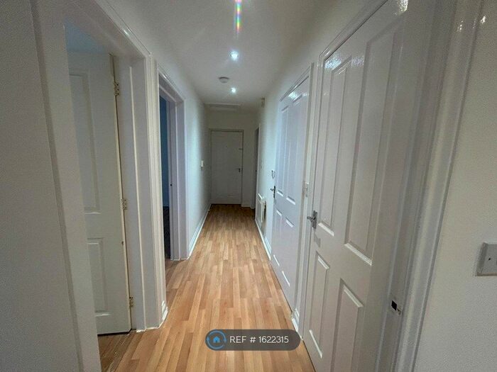 2 Bedroom Flat To Rent In Bakery Court, Ashton-Under-Lyne, OL6