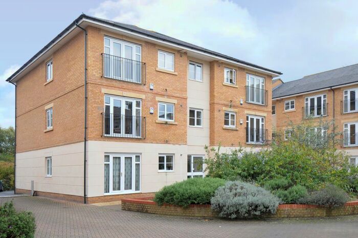 2 Bedroom Flat To Rent In Long Ford Close, Oxford, OX1