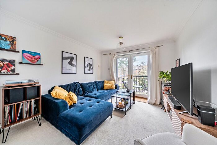 2 Bedroom Flat For Sale In Westmoreland Road, Bromley, BR2