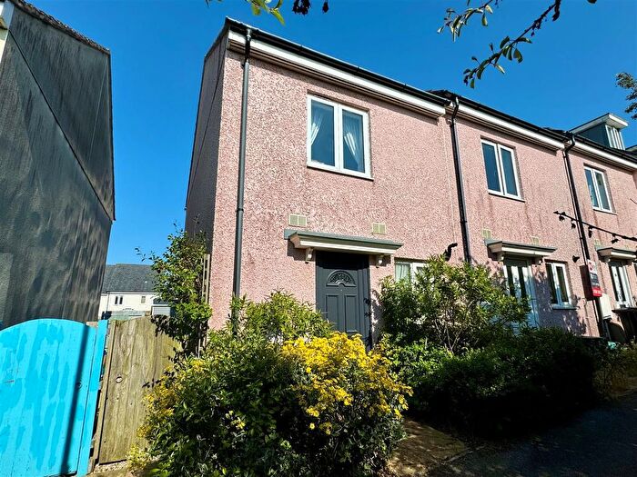 2 Bedroom Property To Rent In Trevenson Road, Newquay, TR7
