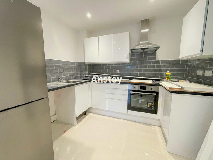 2 Bedroom Flat To Rent In Portswood Road, Southampton, SO17