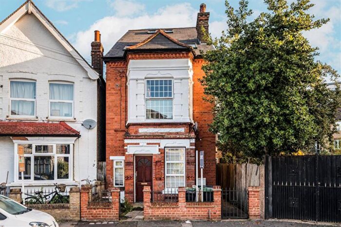 2 Bedroom Flat For Sale In Wearside Road, Ladywell, SE13