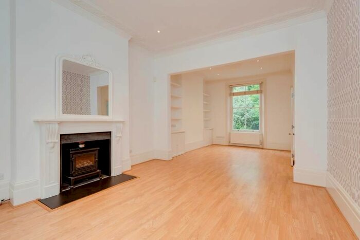 4 Bedroom Property To Rent In Lanark Road, London, W9