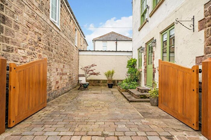 4 Bedroom Detached House For Sale In Chapel Lane, Spofforth, HG3