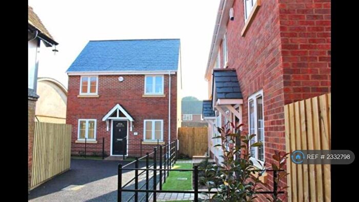 2 Bedroom Detached House To Rent In Highcliffe Mews, Highcliffe, BH23