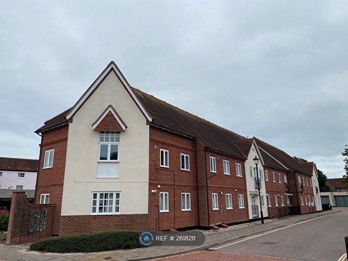 2 Bedroom Flat To Rent In Peter Weston Place, Chichester, PO19