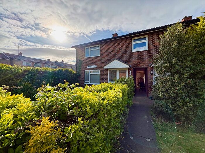 2 Bedroom Property To Rent In Darwin Road, Stevenage, SG2