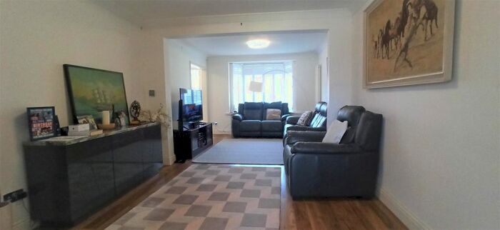 4 Bedroom Terraced House To Rent In Berkeley Road, Uxbridge, UB10