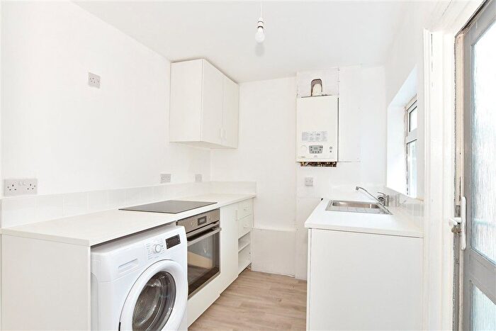 2 Bedroom Terraced House For Sale In Magpie Hall Road, Chatham, Kent, ME4