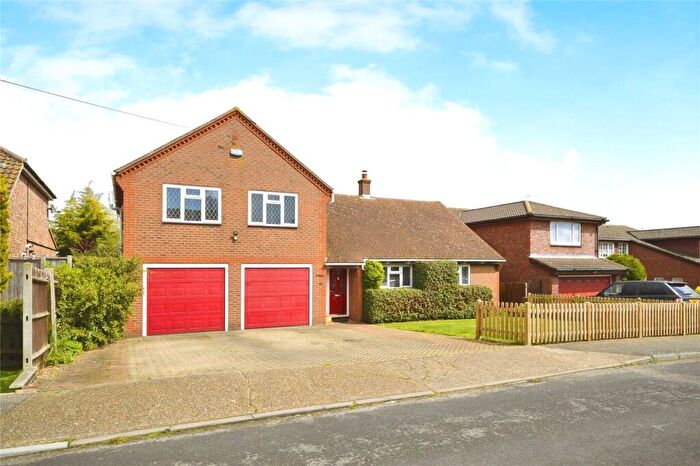 4 Bedroom Detached House For Sale In Kingshill Drive, Hoo, Rochester, Kent, ME3