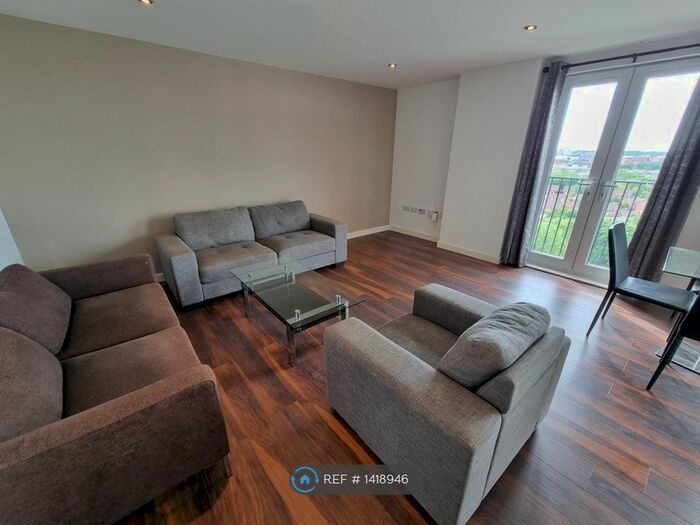 3 Bedroom Flat To Rent In Block D Alto, Salford, M3