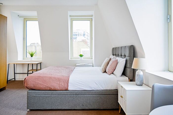 Studio To Rent In Staines Road, Hounslow, TW3