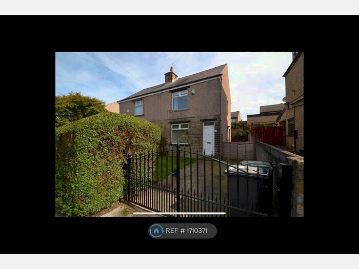 2 Bedroom Semi-Detached House To Rent In Bryanstone Road, Bradford, BD4