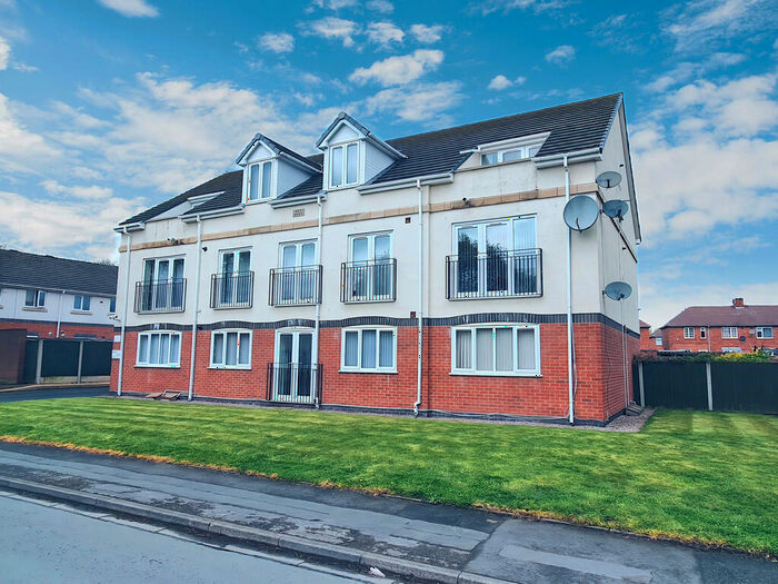 2 Bedroom Apartment To Rent In Davenport Avenue, Nantwich, CW5