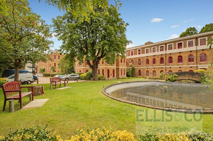 1 Bedroom Flat To Rent In West Park Road, Southall, UB2