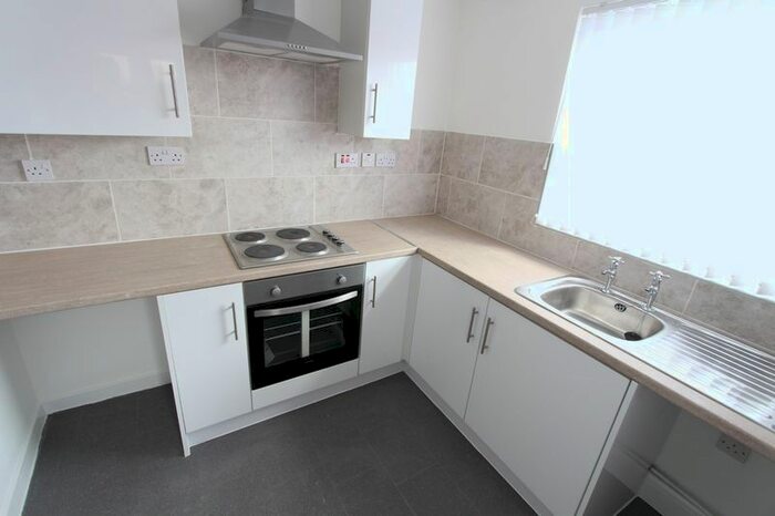 3 Bedroom Terraced House To Rent In Peel Road, Bootle, L20