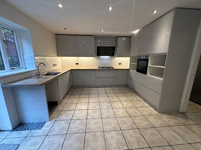 5 Bedroom Property To Rent In Glanwern Rise, Newport, NP19