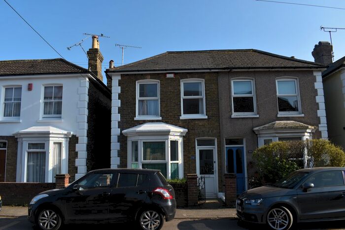 2 Bedroom Terraced House To Rent In Beacon Road, Broadstairs, CT10