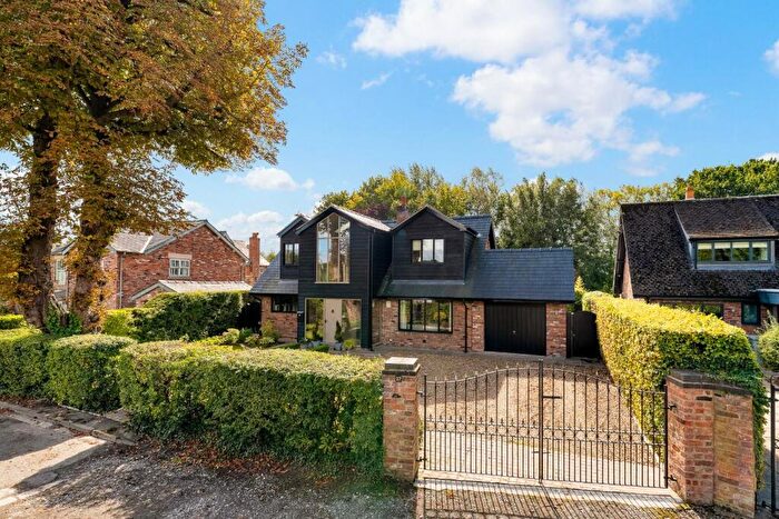 4 Bedroom House For Sale In Strawberry Lane, Wilmslow, SK9