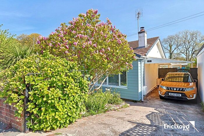 2 Bedroom Semi-Detached Bungalow For Sale In Pine Close, Brixham, TQ5