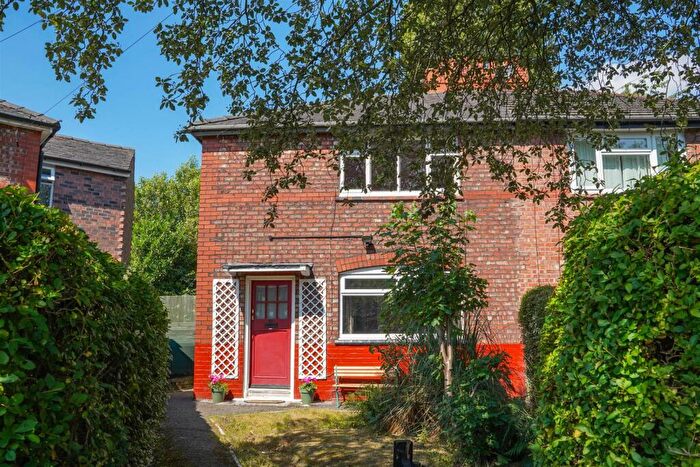 3 Bedroom Semi-Detached House For Sale In Cundiff Road, Chorlton, M21