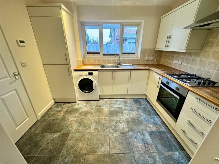 2 Bedroom Detached House To Rent In Fieldside Road, Pulloxhill, MK45
