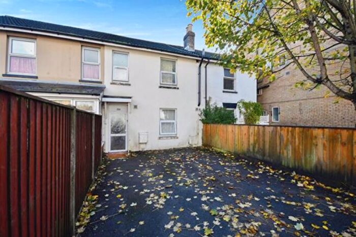 5 Bedroom Terraced House To Rent In Holdenhurst Road, Bournemouth, BH8