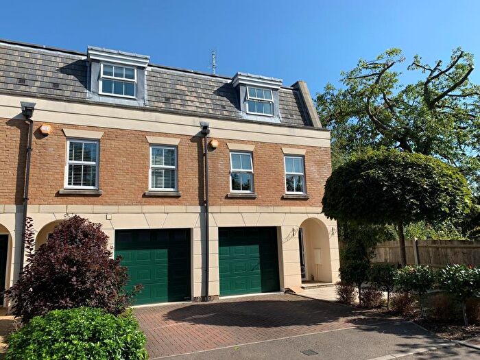 4 Bedroom End Of Terrace House For Sale In Castle Mews, Weybridge, Surrey, KT13
