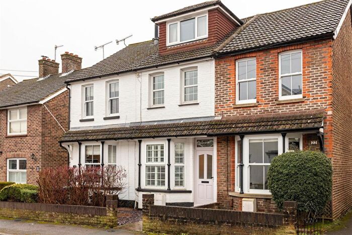 3 Bedroom Terraced House For Sale In Endsleigh Road, Merstham, RH1