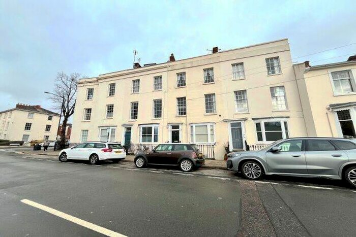 1 Bedroom Flat To Rent In Portland Place East, Leamington Spa, CV32