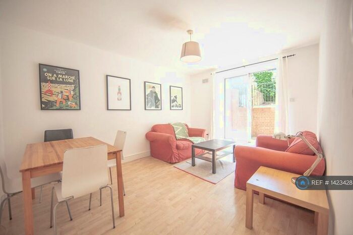 4 Bedroom Flat To Rent In A St. Pancras Way, London, NW1