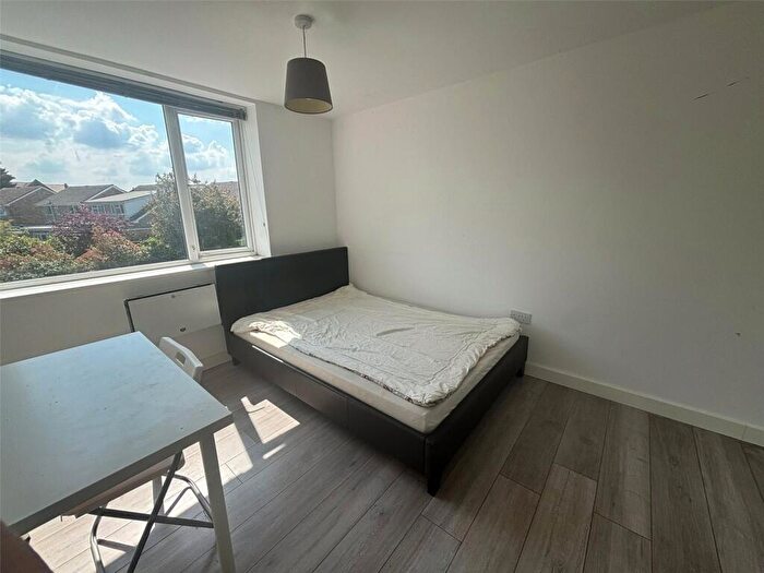 1 Bedroom House To Rent In Blackhorse Close, Windsor, SL4