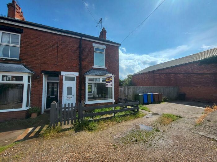 3 Bedroom Semi Detached House To Rent In Victoria Street, HU13