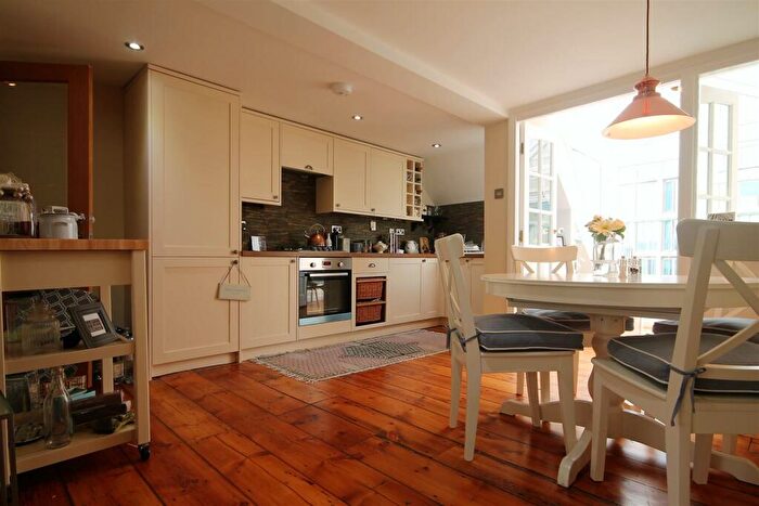 1 Bedroom Apartment To Rent In Leazes Park Road, Newcastle Upon Tyne, NE1