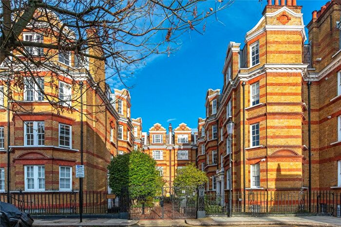 2 Bedroom Flat For Sale In Bullingham Mansions, Pitt Street, London, W8