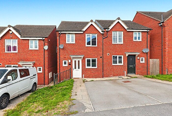 3 Bedroom Semi Detached House For Sale In East Street, Doe Lea, Chesterfield, S44