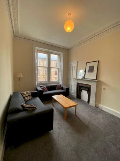5 Bedroom Flat To Rent In Polwarth Gardens, Polwarth, Edinburgh, EH11