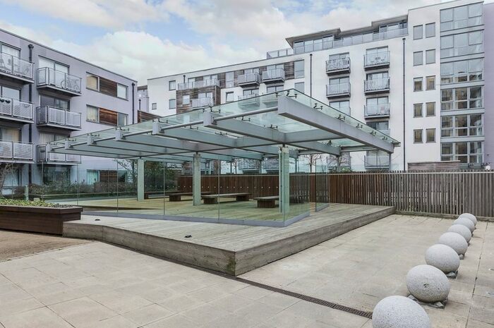 2 Bedroom Flat To Rent In Deals Gateway, London, SE13