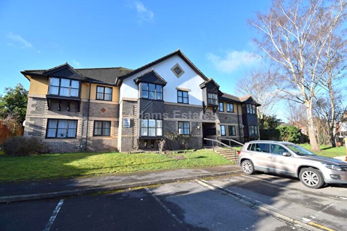 1 Bedroom Flat For Sale In Walkers Place, Reading, RG30