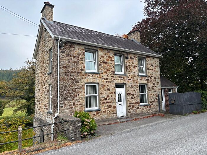2 Bedroom Detached House For Sale In Aberbanc, Newcastle Emlyn, SA44