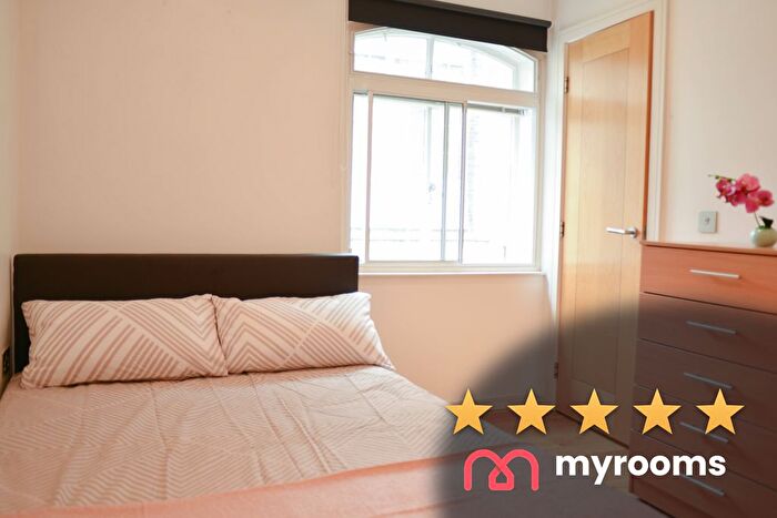 1 Bedroom Property To Rent In Magdalen Street, Flat A, SE1
