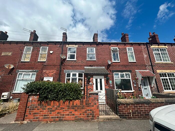 3 Bedroom Terraced House For Sale In Whinney Lane, Streethouse, Pontefract, WF7