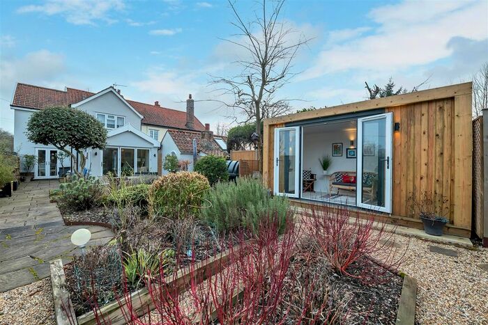 3 Bedroom Semi-Detached House For Sale In Haughley Green, Haughley, Stowmarket, IP14