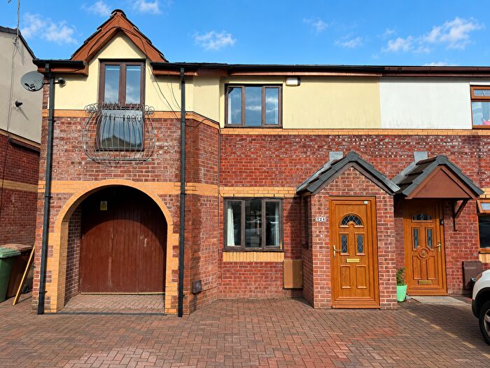 3 Bedroom Semi-Detached House For Sale In Heol Y Ddol, Caerphilly, CF83