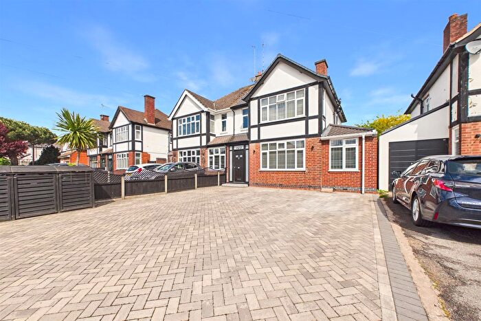 3 Bedroom Semi Detached House For Sale In Daventry Road, Cheylesmore, Coventry, CV3