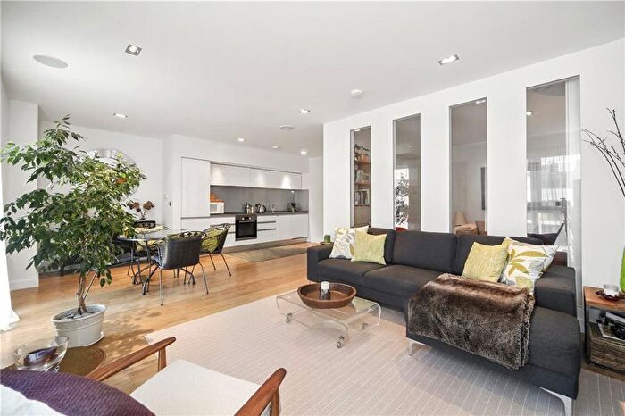 2 Bedroom Flat To Rent In Haggerston Studios, London, E8